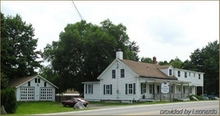 The Riverside Inn Stowe Esterno foto